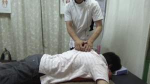 肩甲骨はがしの一連の動き