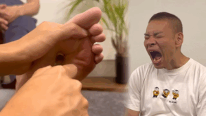 足ツボマッサージ